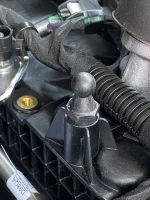 View of threaded ball stud installed on a 2021 Nautilus 2.0T.webp