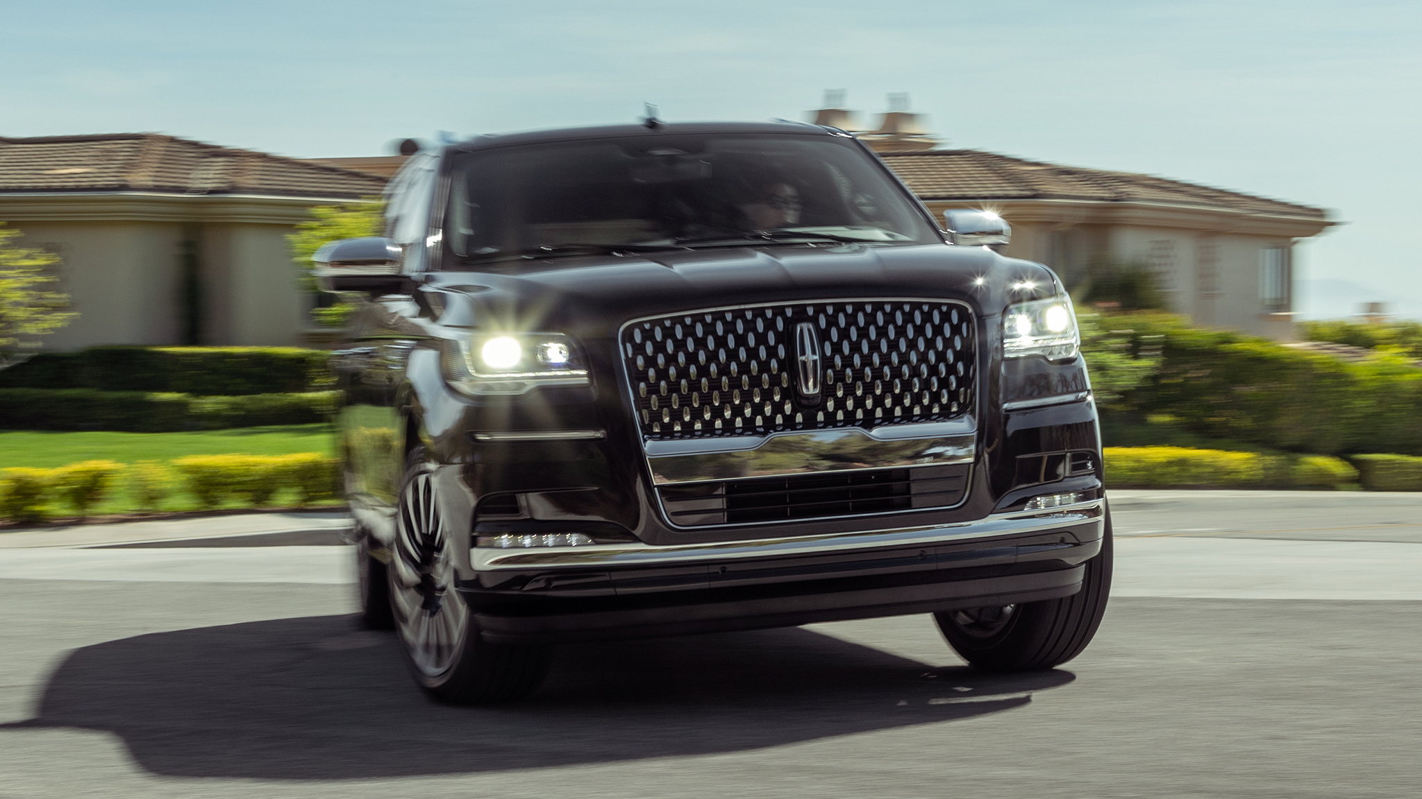 www.motortrend.com